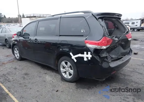 2011 Toyota Sienna Le V6 из США, поврежденный, VIN 5TDKK3DC0BS129798